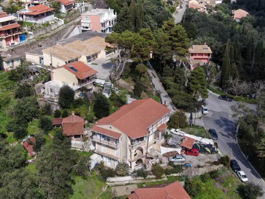 “Katerina'S Guest House” Kato Garouna Bagian luar foto