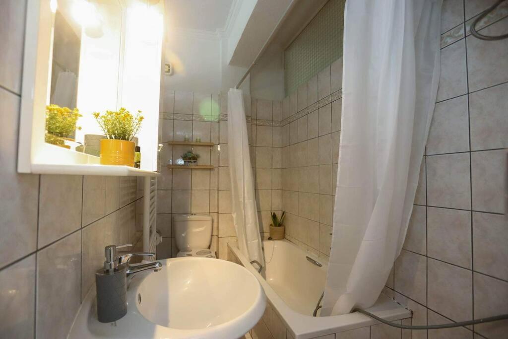 “Katerina'S Guest House” Kato Garouna Bagian luar foto
