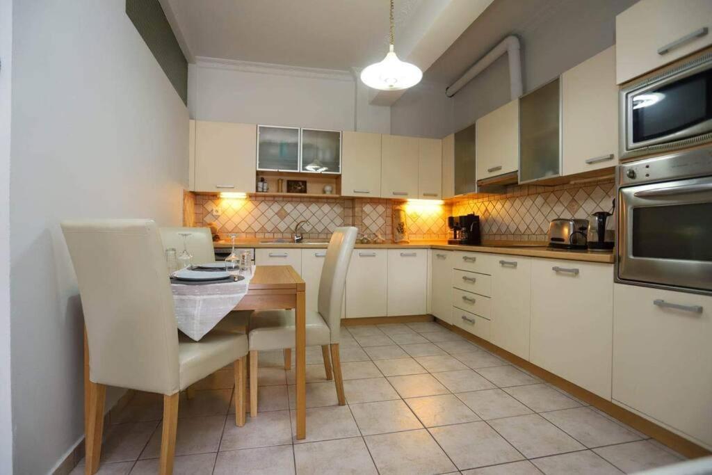 “Katerina'S Guest House” Kato Garouna Bagian luar foto